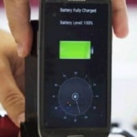 شاحن بطارية يزود الهواتف المحمولة بالطاقة في ثوان 1 150108140928 charger revolution mobile 640x360 bbc nocredit 620x330 شاحن بطارية يزود الهواتف المحمولة بالطاقة في ثوان