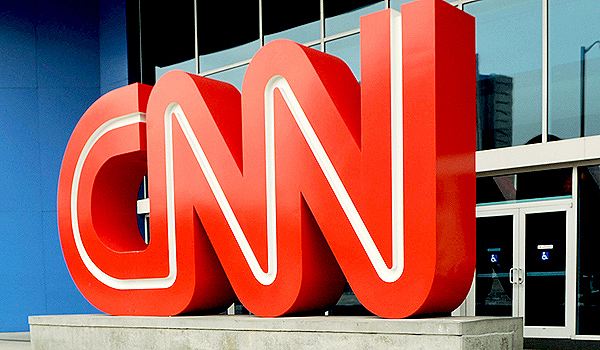 FBI مخترقين سوني هددوا منظمة إعلامية أميركية يرجح أنها CNN 2 FBI مخترقين سوني هددوا منظمة إعلامية أميركية يرجح أنها CNN