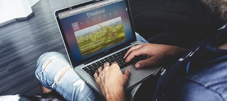 موقع يتيح لحسابات مستخدمي المواقع الاجتماعية البقاء نشطة بعد الموت! موقع يتيح لحسابات مستخدمي المواقع الاجتماعية البقاء نشطة بعد الموت!